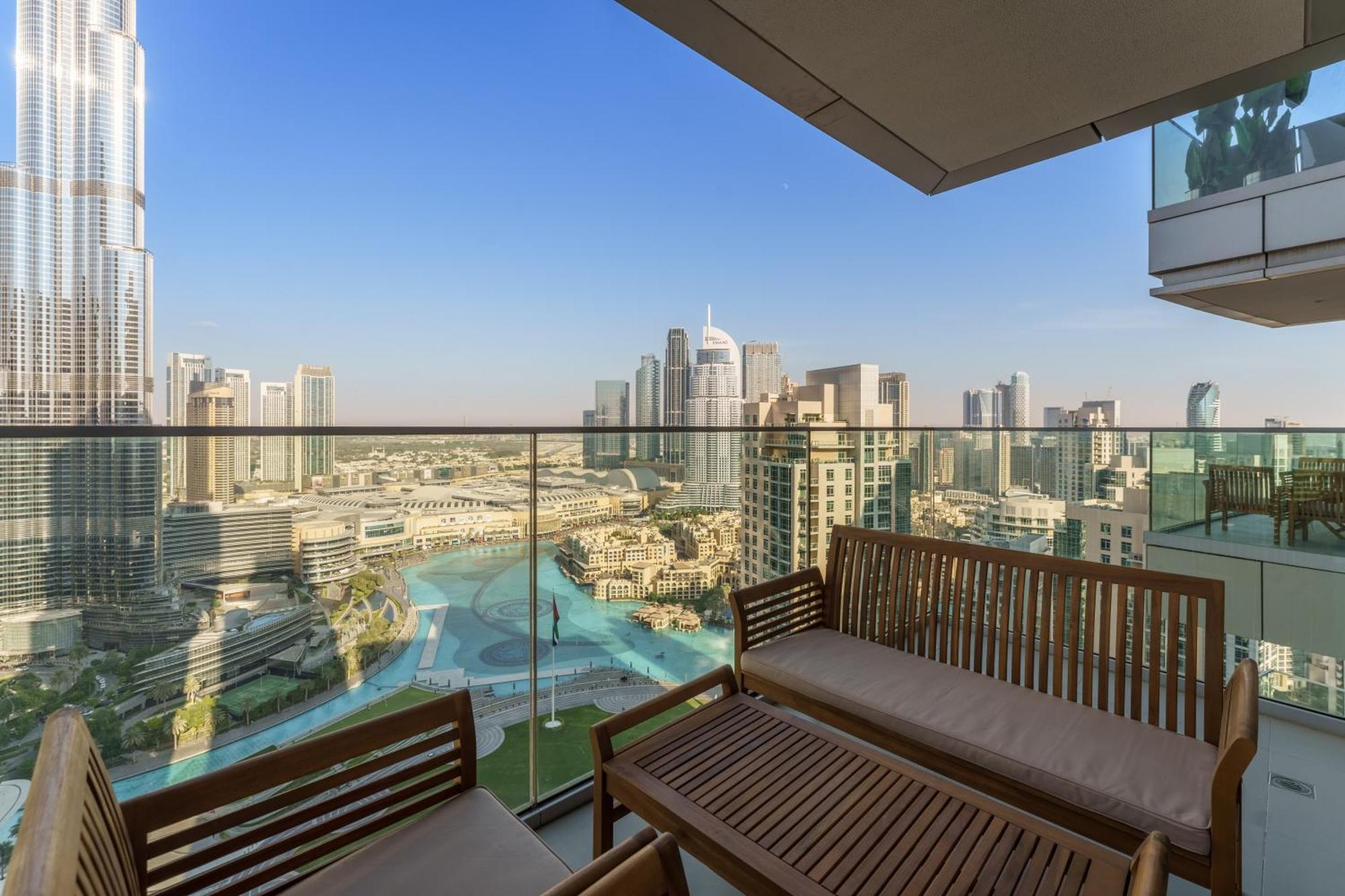Maison Privee - Ultimate Living With Front-Row Views Of Burj Khalifa & Dubai Fountains Exterior foto